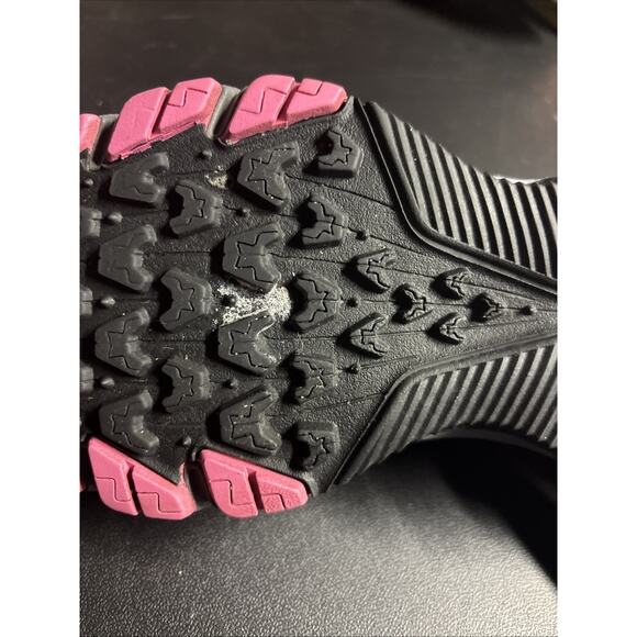 new balance 510 V5 Trail Thunder womens 7 running Sneakers Shoes - Picture 8 of 16